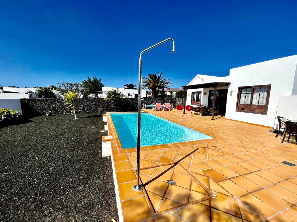Villa Pilar Playa Blanca  Exterior photo
